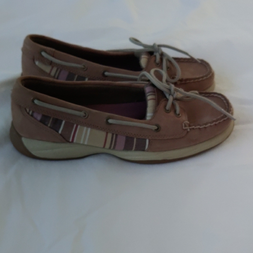 Sperry Women's Tan and Striped Boat Shoes